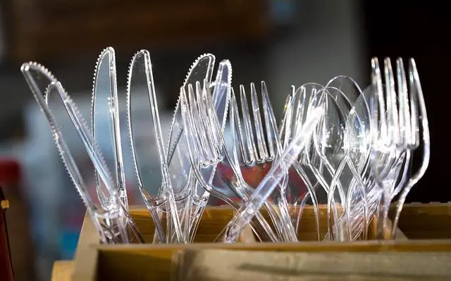 Alt view image 6 of 7 - Clear Disposable Plastic Cutlery Set - 96 Piece Assorted: 32 Forks, 32 Knives, 32 Spoons | Heavy-Duty, BPA-Free, Reusable | Clear Plastic Fork and Knife Set