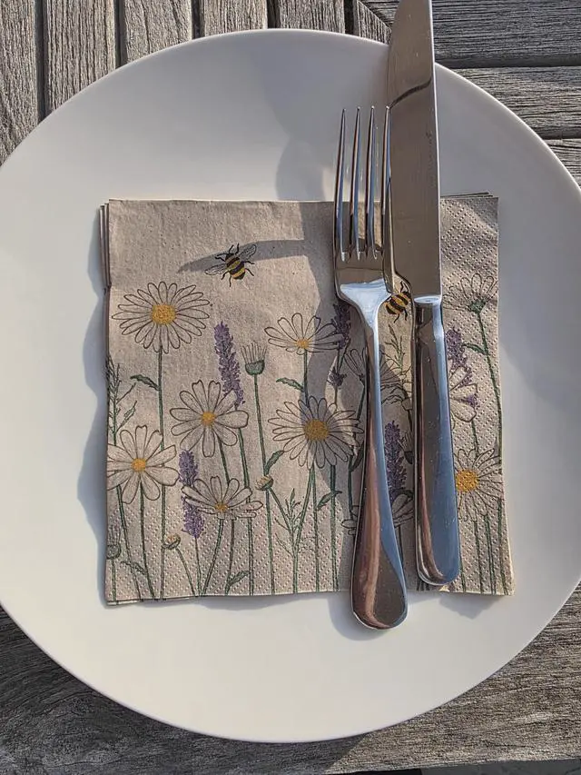 Alt view image 5 of 6 - Kind 100 x Soft Recycled Floral Napkins Wildflower Napkins for Decoupage Daisy Bee Pretty Disposable Party Serviettes for Spring Weddings, Tea Parties, Birthday, Eco-Friendly, Compostable