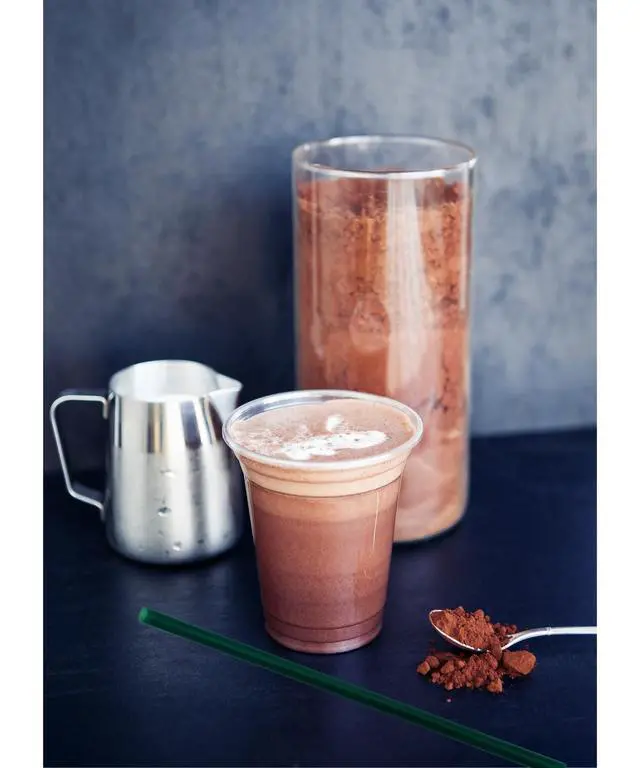 Alt view image 5 of 7 - 12 oz Clear Plastic Cups with Lids and Straws, Disposable Coffee Cups 25 Sets
