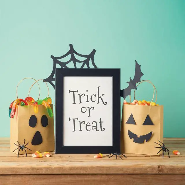 Alt view image 5 of 7 - 50-Pack Brown Paper Bags with Handles Bulk, 8x4.25x10.5 Inches,Medium-sized Gift Bags with Handles for Party FavorsTake-OutGrocery Shopping & RetailReusable & Durable