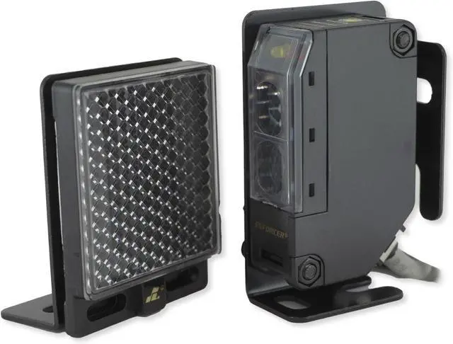 Main image of E-931-S35RRQ Enforcer Indoor/Outdoor Wall Mounted Photoelectric Beam Sensor with 35 Foot Range