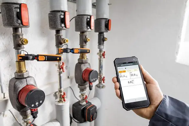 Alt view image 6 of 7 - 115i Clamp Meter - Amp Clamp for Heating & Cooling Systems - HVAC Thermometer for in-Pipe Measurements & -58° to 302 °F Measurement Range - HVAC Temperature Probe with Bluetooth & App Operation