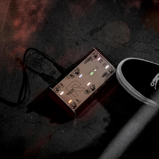 Alt view image 5 of 7 - REACTOR Control Wireless Footswitch for REACTOR Amps