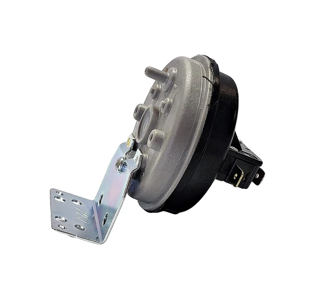Alt view image 3 of 5 - Harman & Heatilator Vacuum Pressure Switch (3-20-6866)