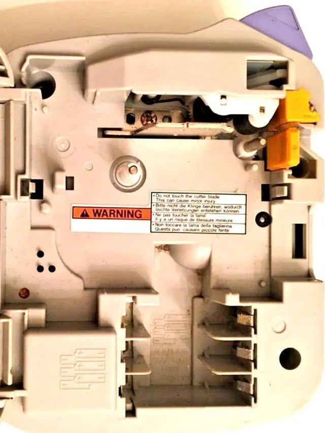 Alt view image 3 of 3 - Brother PT-1180 Labeling System