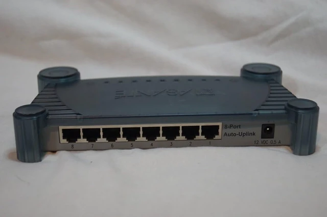 Alt view image 6 of 6 - Friendlynet Fs5008 8port 10/100fast Enet Switch