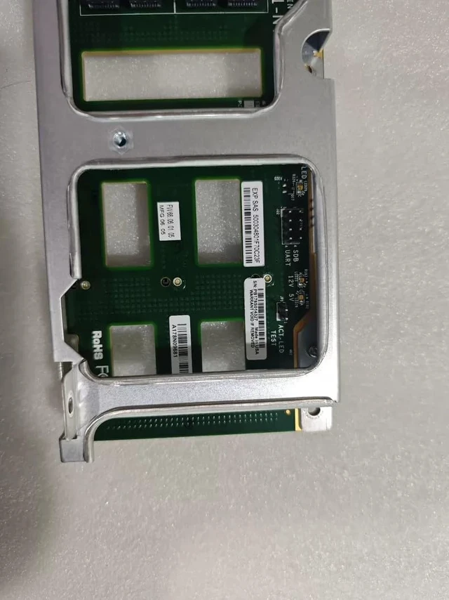 Alt view image 3 of 4 - BPN-SAS3-826SEL1-N4 2U Backplane 12x 3.5 LFF 12Gb/s SAS3 with NVMe