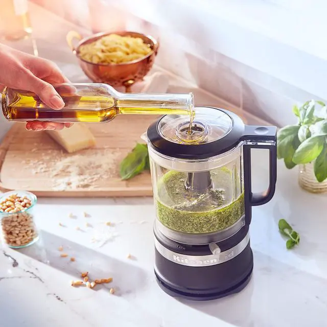 Alt view image 3 of 3 - 5 Cup Food Chopper KFC0516BM, Matte Black