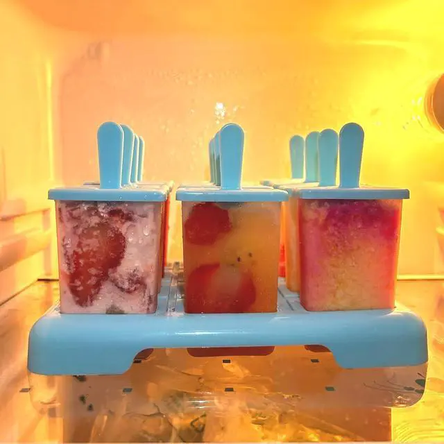 Alt view image 2 of 6 - 12 Cavities Popsicles Molds, BPA-Free Popsicle Molds with Built-in Popsicle Stick, DIY Popsicle Molds with Cleaning Brush and Funnel