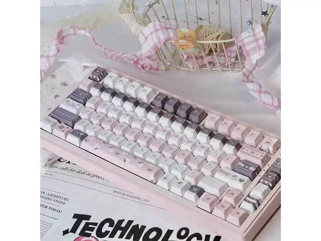 Alt view image 4 of 5 - Strawberry Rabbit theme factory-made keycaps in PBT material, hot-spraying technology, suitable for girls, cute, original, creative, universal, 60 keys, 98 keys, 108 keys - keycaps