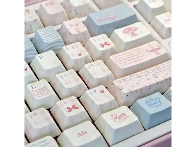 Alt view image 5 of 5 - Strawberry Rabbit theme factory-made keycaps in PBT material, hot-spraying technology, suitable for girls, cute, original, creative, universal, 60 keys, 98 keys, 108 keys - keycaps