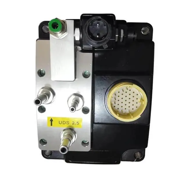 Alt view image 5 of 6 - 24V 5273338 4931694 C1205710-KW100 E5273338 1409391 1705244 Urea Pump
