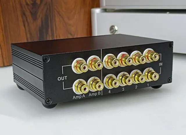 Alt view image 4 of 4 - ST42 4-Way RCA Audio Switch Source Signal Input switcher selector Splitter Box (4 in 2 Out)