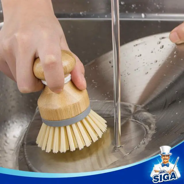 Alt view image 4 of 7 - MR.SIGA Bamboo Palm Brush, Scrub Brush for Dishes Pots Pans Kitchen Sink Cleaning, Pack of 2