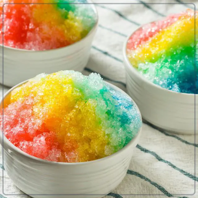 Alt view image 13 of 14 - Snow Cone Shaved Retro Table-Top Slushie Machine - Includes 1 Reusable Plastic Cup and Ice Molds, White, Green