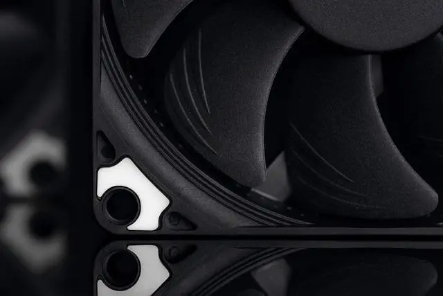 Alt view image 12 of 14 - NF-A9x14 HS-PWM chromax.Black.swap, Premium Quiet Slim Fan, 4-Pin (92x14mm, Black)