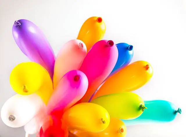 Alt view image 4 of 6 - 200 PCS Latex Twisting 260Q Magic Balloons - Assorted Color Long for Animal Shape Party, Birthdays, Clowns, Weddings Decorations (With 1PCS Pump)