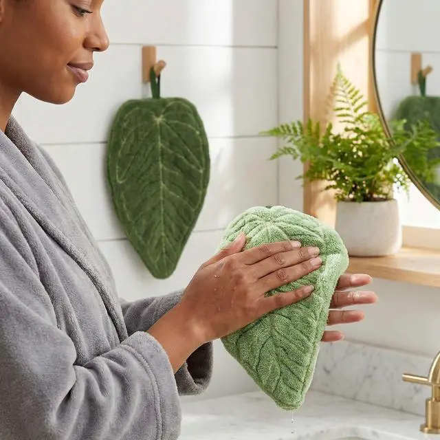 Alt view image 3 of 7 - Hand Bath Towel Set Leaf-Shaped - Kitchen Towels Hanging Washcloths Face Towels for Kitchen or Bathroom, Perfect for Drying Hands and Adding a Natural Touch to Your Home Décoration