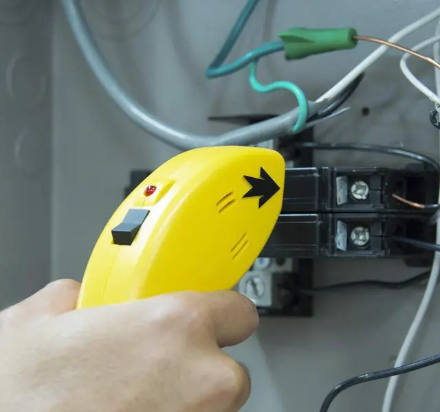 Alt view image 6 of 6 - Instruments CS550A Circuit Breaker Finder, Quickly Locate AC Circuits/Fuses, Visual LED, Plug Style Transmitter/Auto-Sensing Receiver, 120V AC, Yellow