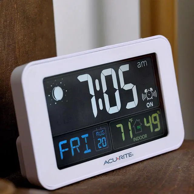 Alt view image 4 of 6 - Intelli-Time Digital Alarm Clock for Bedroom with USB Charger, Indoor Temperature and Humidity for Heavy Sleepers (13040CA)