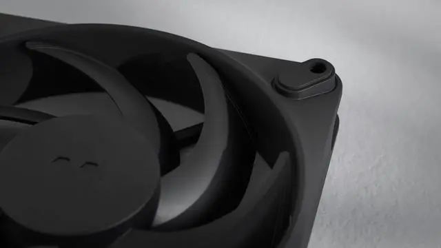 Alt view image 3 of 4 - Momentum 12 - Silent PC Case Fan - 120 mm - Liquid Crystal Polymer LCP Blades - FDB Fluid Dynamic Bearing - PWM Control - Cooling Performance - Powerful Airflow - Black