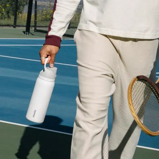 Alt view image 6 of 6 - FreeSip Insulated Stainless Steel Water Bottle with Straw, BPA-Free Sports Water Bottle, Great for Travel, 32 Oz, Crown Jewel