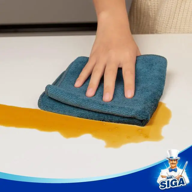 Alt view image 3 of 7 - Microfiber Cleaning Cloth, Pack of 6, Size: 13.8" x 15.7"