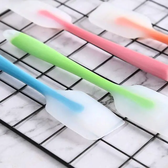Alt view image 2 of 7 - Silicone Spatula Set of 4 - Heat Resistant Flexible Spatula 450F with Stainless Steel Core - Food Grade Premium Good Grip Kitchen Utensils - Seamless, Heavy Duty, BPA Free, Dishwasher Safe