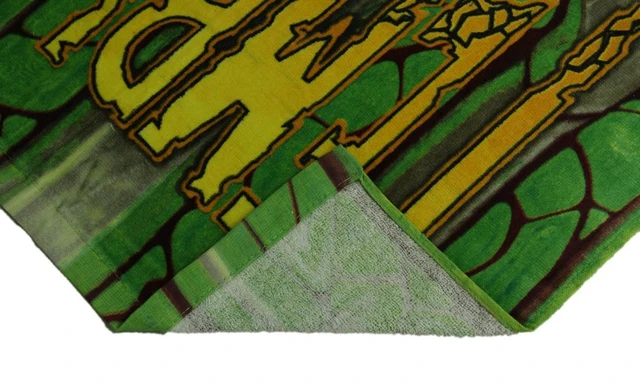 Alt view image 2 of 2 - Factory Entertainment Temple Run - Temple Idol Beach/Bath Towel