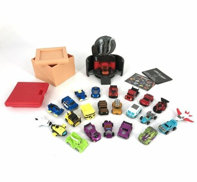 Alt view image 4 of 4 - Gear Head Mystery, 1 Car Included