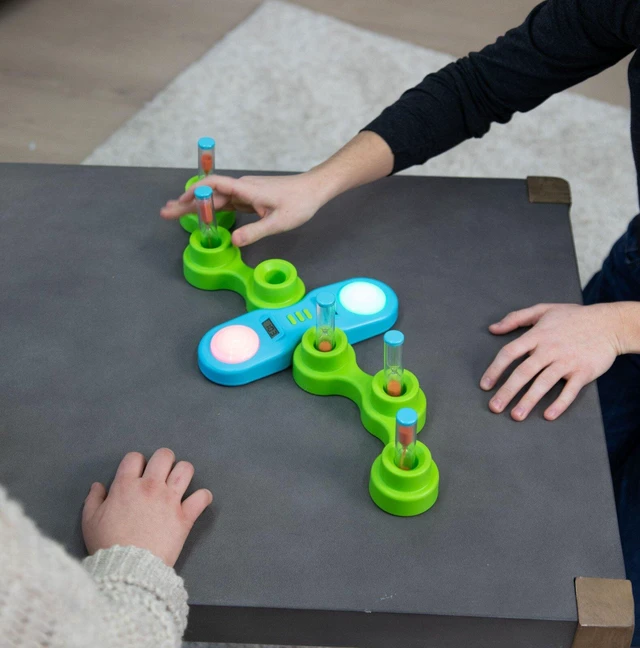 Alt view image 2 of 7 - Fat Brain Toys in-Sand-Ity - 2-Player Game of Fast Reflexes