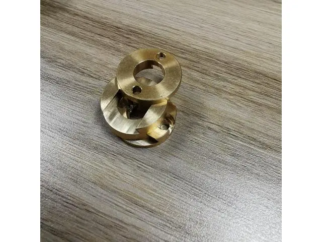 Alt view image 3 of 3 - VzBoT 3D printer, Z-axis T8 screw, Oldham bronze coupling, BLV Ender3 3D printer