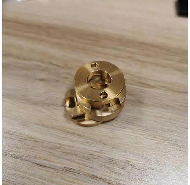 Alt view image 2 of 3 - VzBoT 3D printer, Z-axis T8 screw, Oldham bronze coupling, BLV Ender3 3D printer