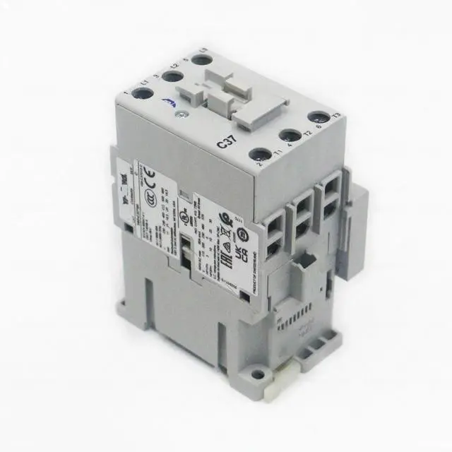Main image of 1pc 100-C37D10 Contactor 110/120V 100-C37D10 Sealed in A Box