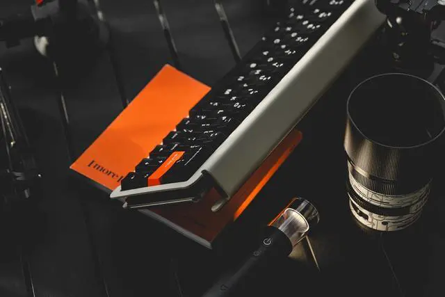 Alt view image 5 of 7 - Ice Ring 63 RT HE Magnetic Wired Gaming Keyboard, 0.01mm Accuracy, 0.125ms Latency, TTC KOM Hall Effect Magnetic Switches, Lightweight All-Metal, RGB Gaming Accessories
