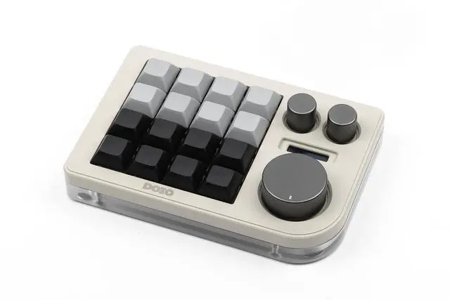 Alt view image 4 of 6 - Megalodon Triple Knob Macro Pad Programmable Designer Mini Keyboard 16 Keys (Soy)