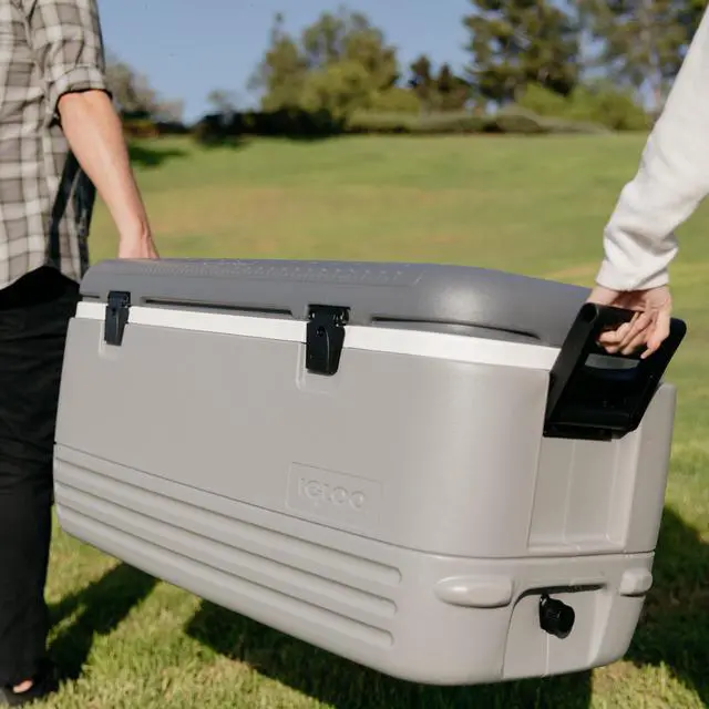 Alt view image 5 of 6 - Igloo Gray Polar 120 Qt Cooler