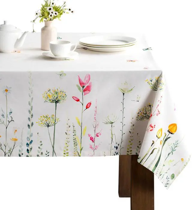 Main image of Maison d' Hermine Table Cloth Rectangle Table 100% Cotton 70 x 140 Inches Tablecloth Reusable Decorative for Dining Kitchen Room Farmhouse Party Home Hotel Restaurant Spring Summer - Botanical Fresh