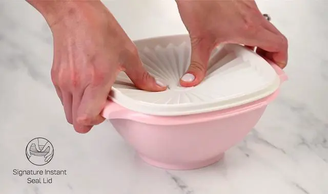 Alt view image 7 of 7 - Heritage 36-Piece Vintage Pastel Set (18 Containers + 18 Lids)