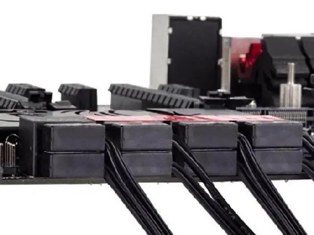 Alt view image 5 of 5 - Silverstone Technology CP11B-300 300mm (11.8 in.) Ultra Thin 6Gb/s Lateral 90-Degree SATA Cable with Custom Low-Profile Connectors, SST-CP11B-300