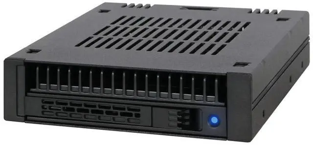 Main image of 1 Bay 2.5 SAS/SATA HDD/SSD Tool-Less Enclosure for External 3.5" Bay | ExpressCage MB741SP-B