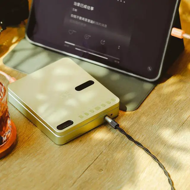 Alt view image 5 of 7 - EC Play Mini CD Player, Portable CD Player with USB DAC, Dual CS43198 DAC + Dual SGM8262,384kHz/32bit DSD256,Two-Way Bluetooth 6.0 LDAC,700mW@32 4.4mm Balanced Output, 3.5mm+Coaxial (Silver)