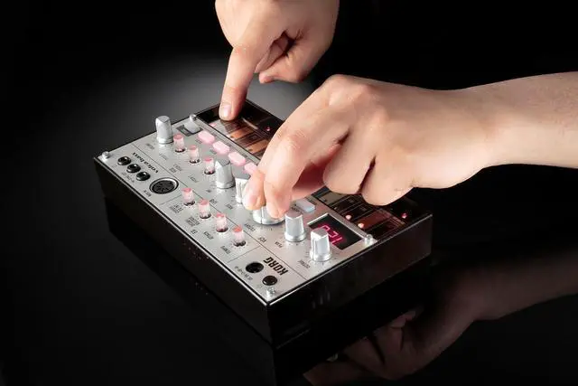 Alt view image 3 of 4 - Volca Bass Analog Synthesizer w/Three Oscillators and 16-step Sequencer