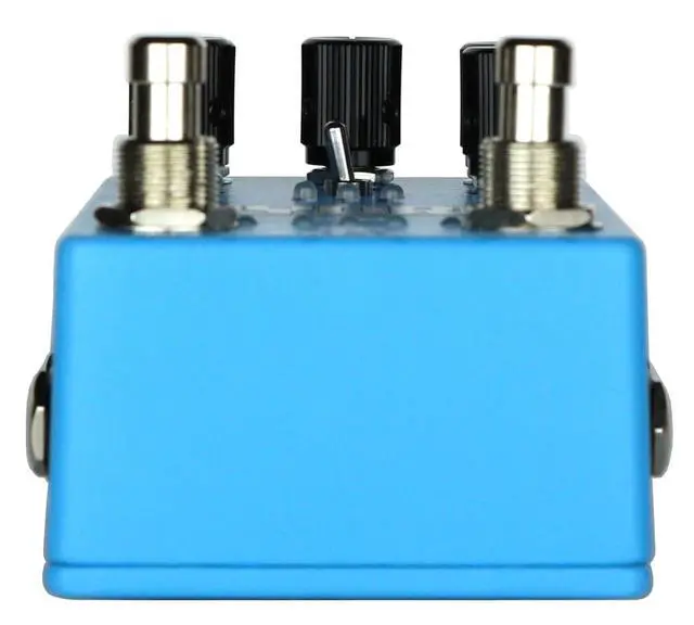 Alt view image 7 of 7 - Hydra Stereo Reverb and Tremolo Pedal