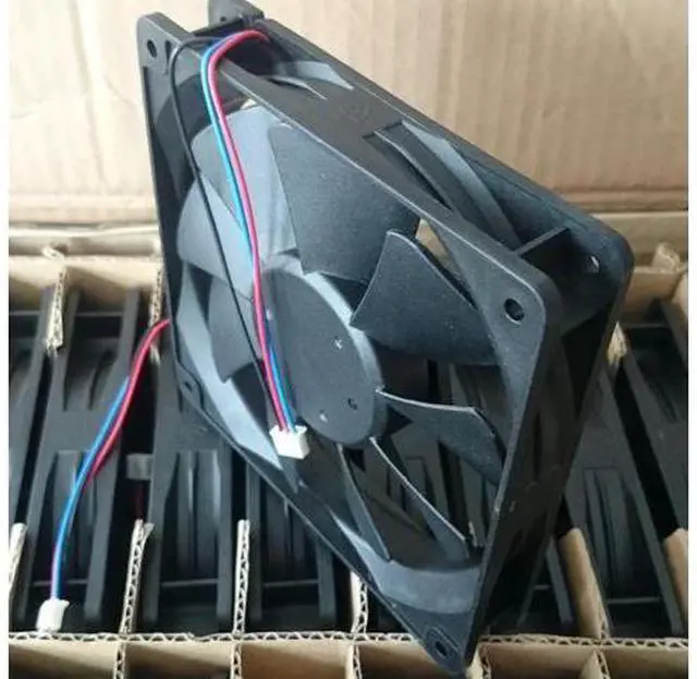 Alt view image 4 of 4 - 135mm fan ADDA 13525 adn512mb-a96 135 * 135 * 25MM 12V 0.27A double ball cooling fan