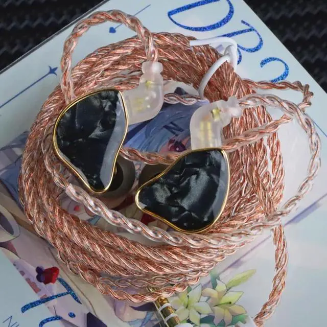 Alt view image 7 of 7 - DB2 Black No Mic 1DD+1BA Hybrid IEM 3.5mm 0.78 2Pin | 1DD+1BA hybrid driver with titanium graphene diaphragm, resin aluminum faceplate, 0.78mm 2Pin cable,pure audiophile