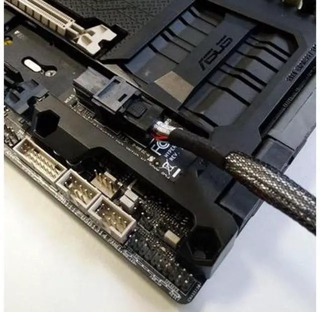 Alt view image 4 of 7 - Vszerda U.2 U2 SFF-8639 NVME PCIe SSD Cable for Mainboard Intel SSD 750 p3600 p3700 M.2 SFF-8643 Mini SAS HD