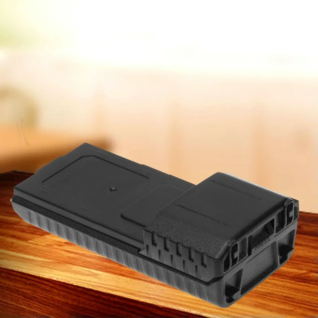 Alt view image 2 of 3 - 6 AA Extended Holder Box Case for Baofeng Radio F8 F9 UV5R UV5RE Plus