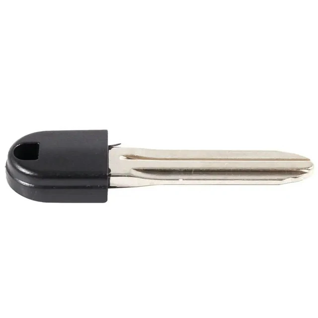 Alt view image 3 of 3 - 2X 2 Button Remote Key Case Shell & Blade For TOYOTA Corolla Verso Prius