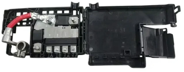 Main image of Fuse Box Car Positive Terminal Box Assembly For Buick Regal Lacrosse Malibu Cruze:2009-2014